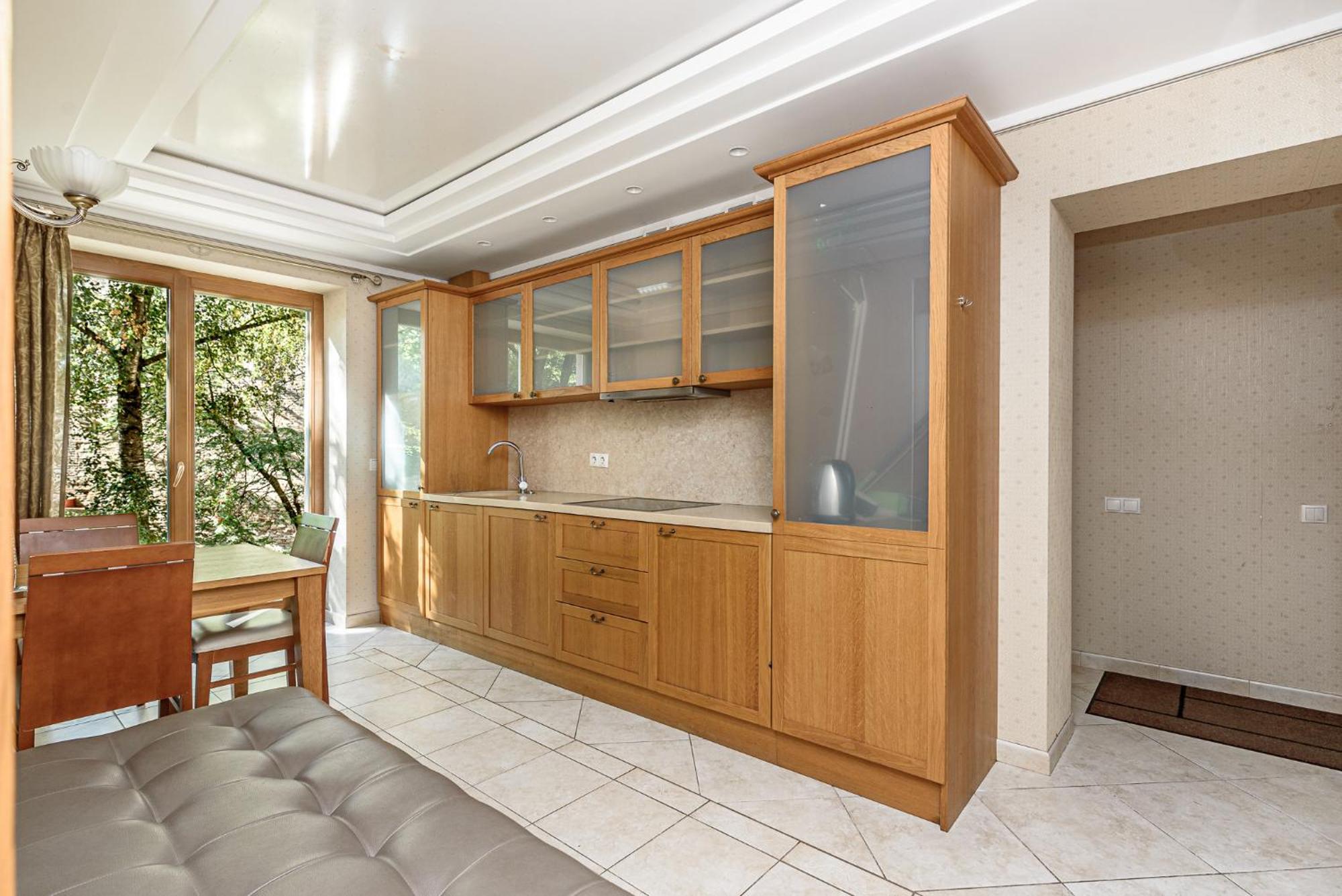 Jacuzzi Apartments X Free Parking X Self Check-In 24X7 By H&H VNO Exterior photo